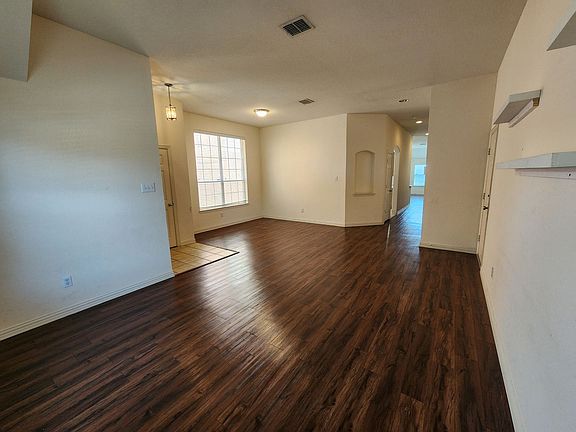 2nd image of 3216 Chesington Dr
