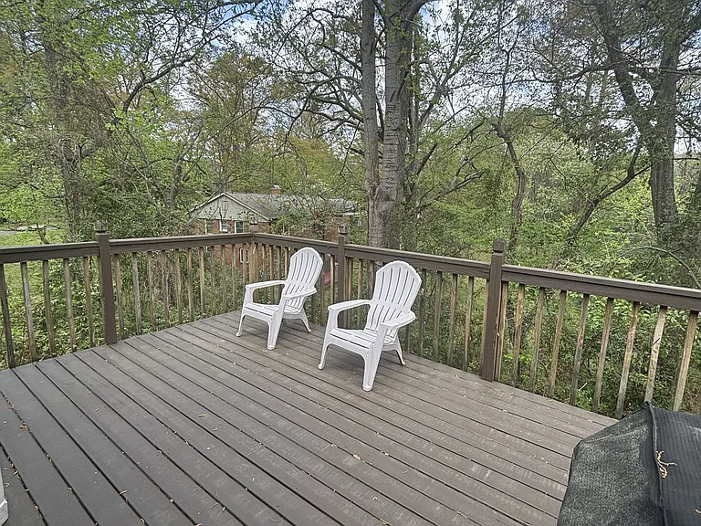 1209 Ivy Brook Cir — Photo 35