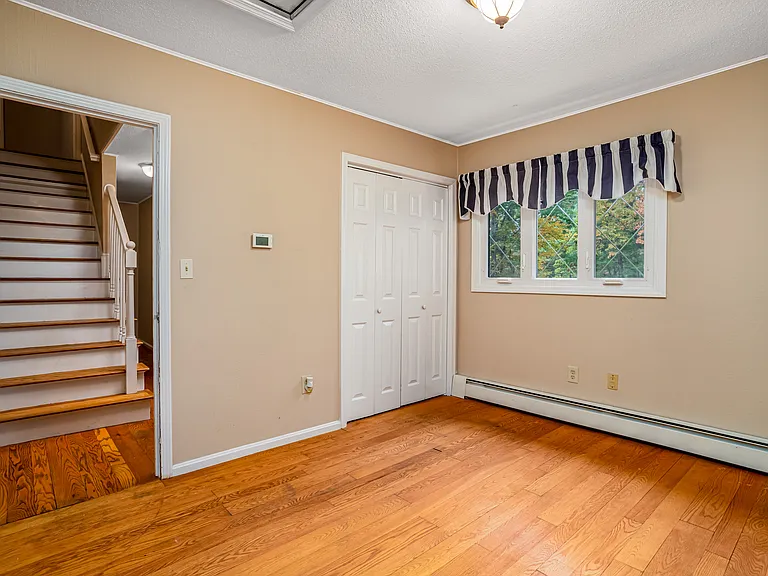 23 Golden Oaks Dr — Photo 22