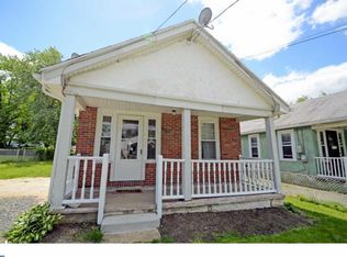 42 Broadway Ave, Upper Chichester, PA 19014