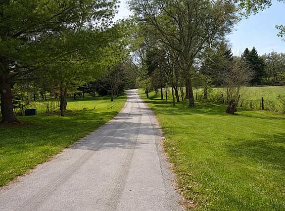 4th image of W6399 Brick Church ROAD