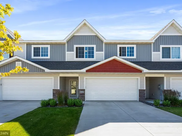 8649 Gateway Cir, Monticello, MN 55362