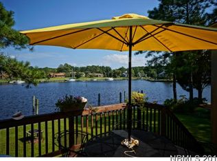 908 Spar Ct, New Bern, NC 28560