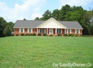 220 Caseys Trl, La Fayette, GA 30728