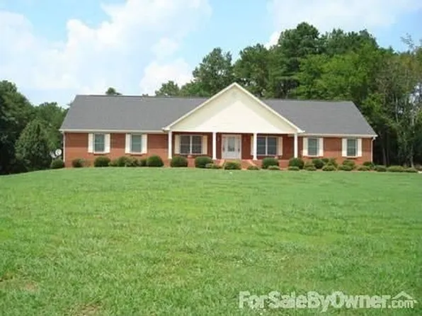 220 Caseys Trl, La Fayette, GA 30728