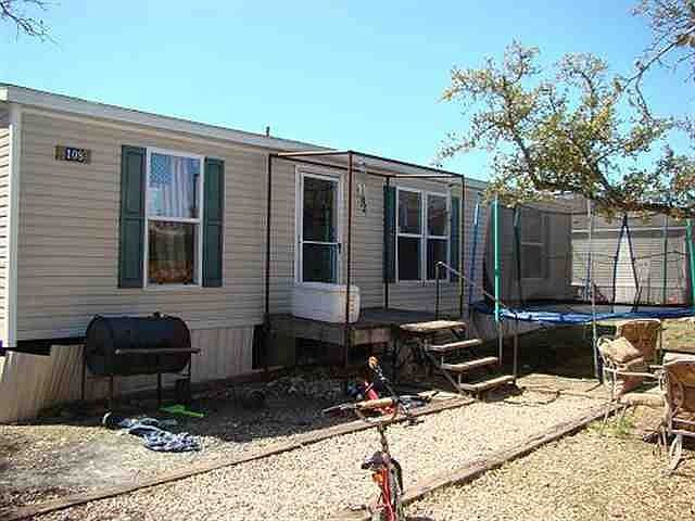 1st image of 108 Hutto St