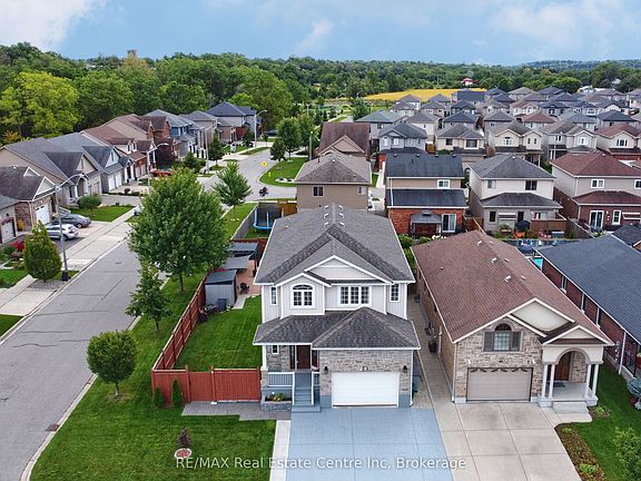 5th image of 3 Lockwood St