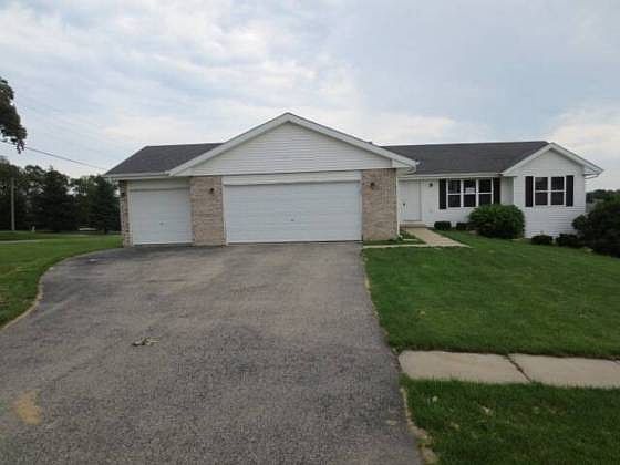 2nd image of 835 Kristi Dr