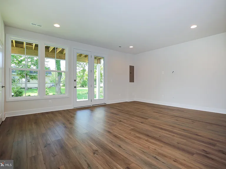 6902 Karter Robinson Dr — Photo 25