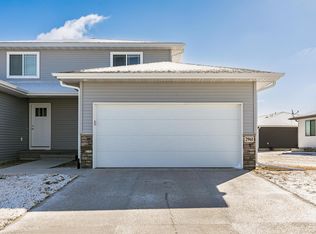 3843 English Glen Ave, Marion, IA 52302