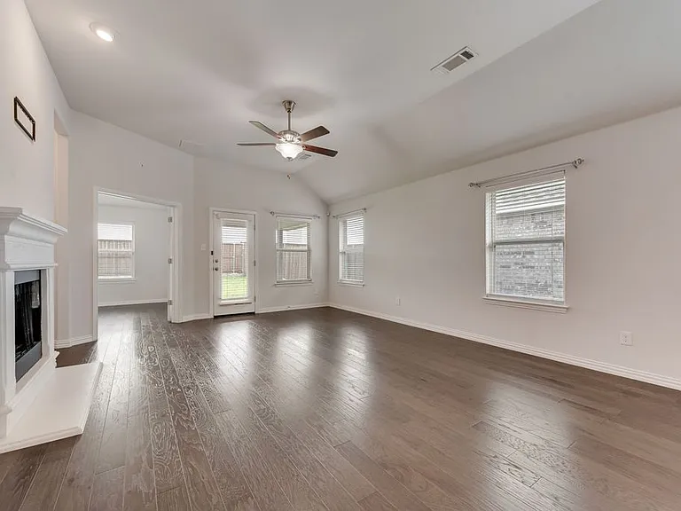 1560 Seminole Dr — Photo 24