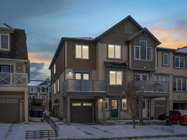 165 N Windstone Ave SW, Airdrie, AB T4B 3R3