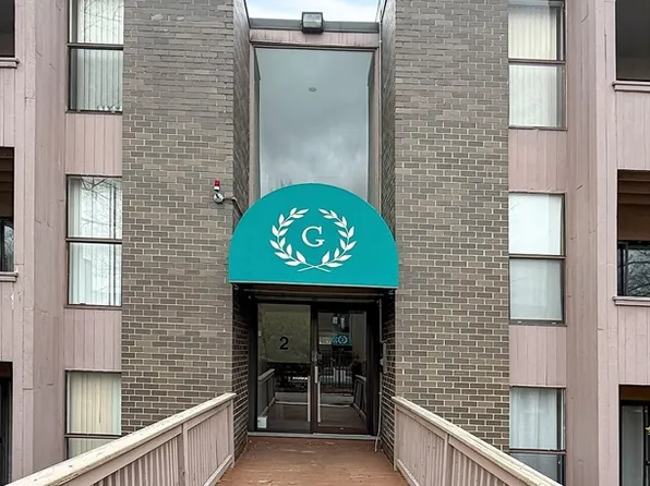 2 Shrewsbury Green Dr Unit F, Shrewsbury, MA 01545