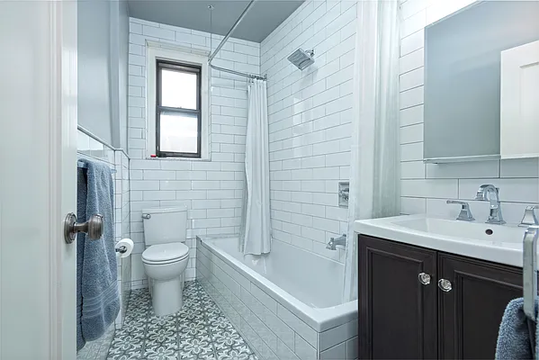 Sold by Brown Harris Stevens | media 19