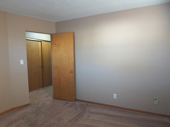 5th image of 1228 Garfield St