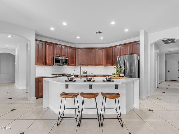 4th image of 6107 W HEDGEHOG Place