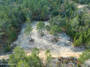 145 Flamingo Blvd, Interlachen, FL 32148