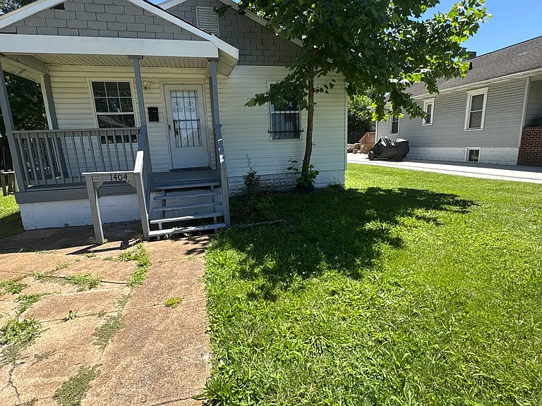 1404 N 53rd St — Photo 3