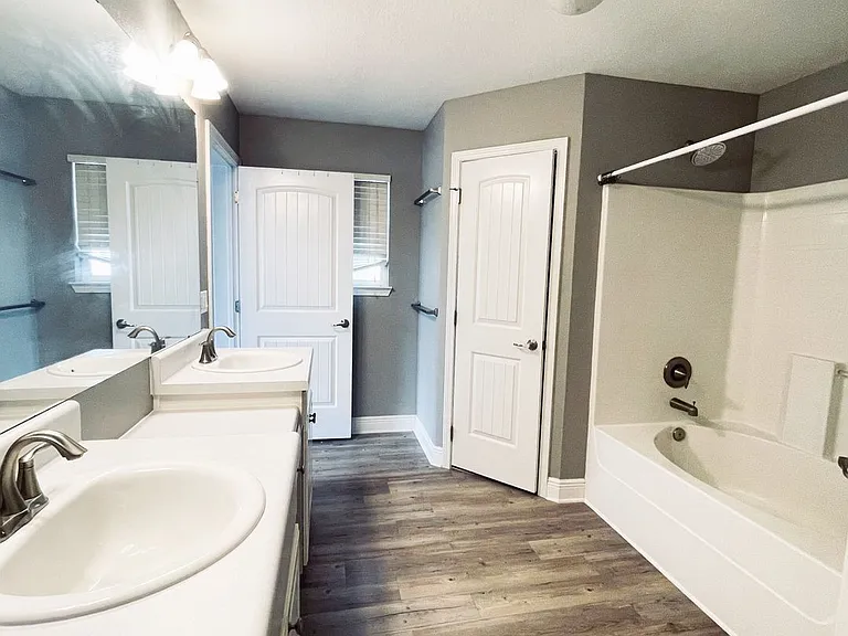 2386 Barberee Dr — Photo 20
