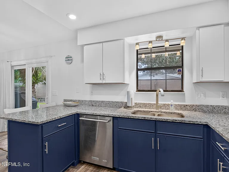 374 Orchis Rd — Photo 32