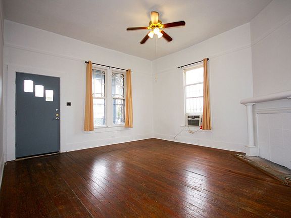 2nd image of 416 E Locust St APT 2