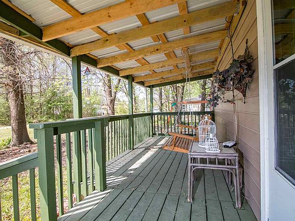 5th image of 71 Shamrock Ln