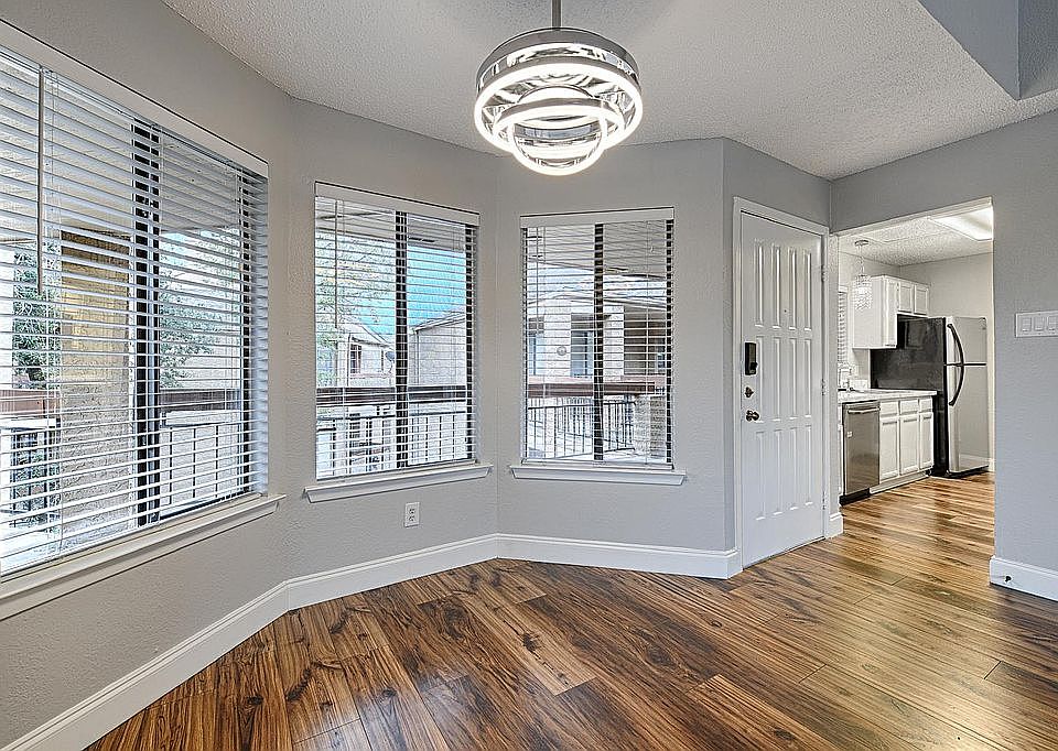 1st image of 5550 Spring Valley Rd APT A31