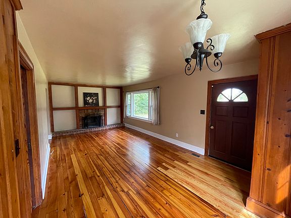3rd image of 3339 Buckingham Rd