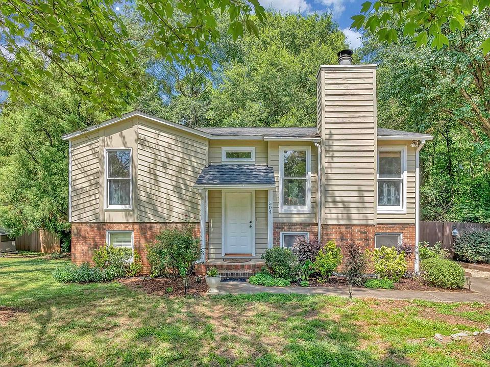 1st image of 504 Holland Rd