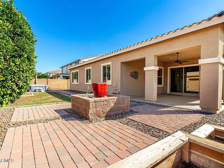 21004 E Sunset Dr — Photo 1