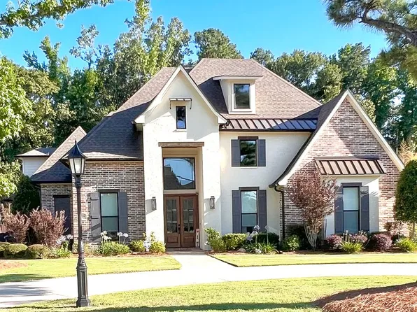 439 Oakwood Trace Ct, Shreveport, LA 71106