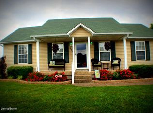 286 Clear Lake Dr, Shepherdsville, KY