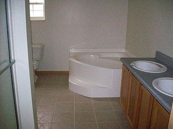 2nd image of 5575 Angelo Ave