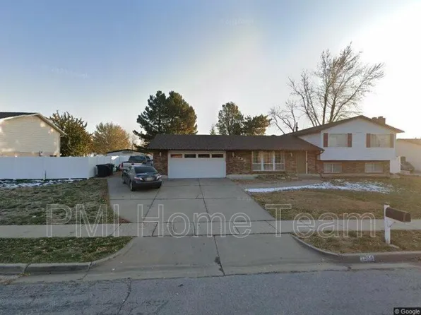 1066 E Hidden Valley Dr, Fruit Heights, UT 84037