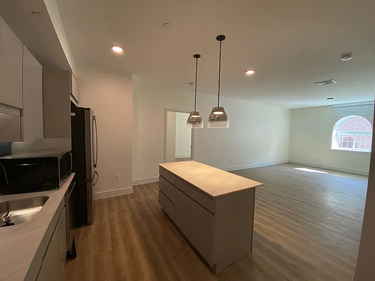 One Park Apartments — Photo 101