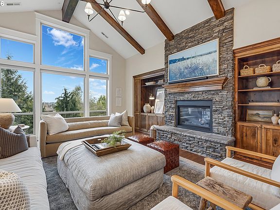 5th image of 2605 Lorinda Ln