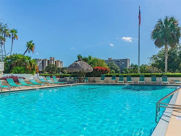 900 Cove Cay Dr #5F — Photo 82