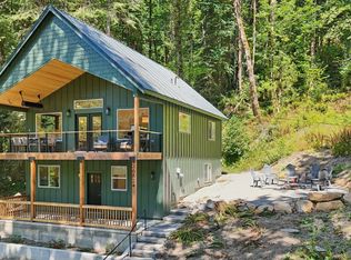 26824 E Henry Creek Rd, Rhododendron, OR 97049