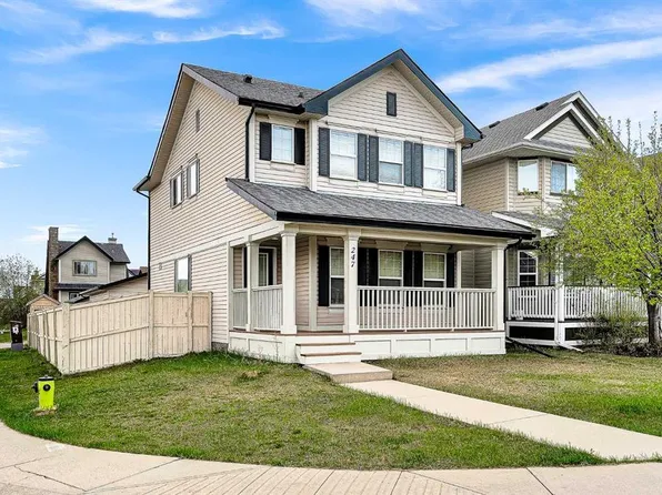 247 N Evermeadow Ave SW, Calgary, AB T2Y 4X2