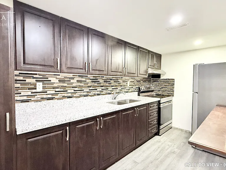 30 Melchior Dr #2A — Photo 1