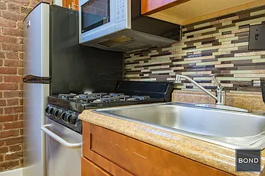 Rented by Bond New York