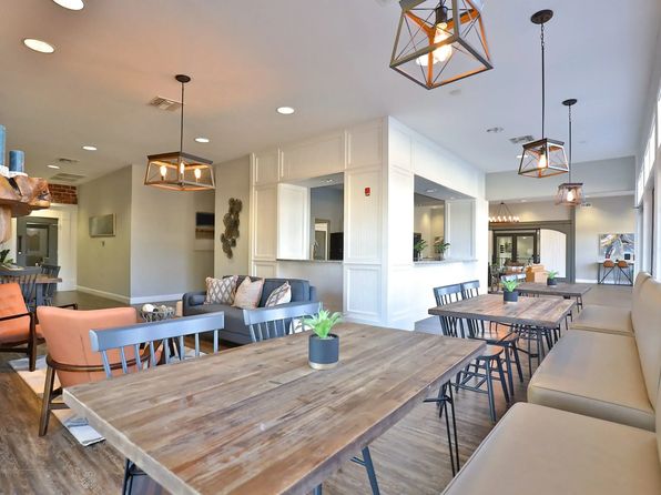 2702 N Judge Ely Blvd #613