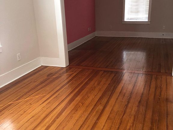 4th image of 206 W Cevallos