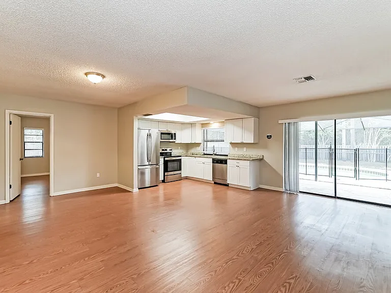 3444 Brian Rd S — Photo 3