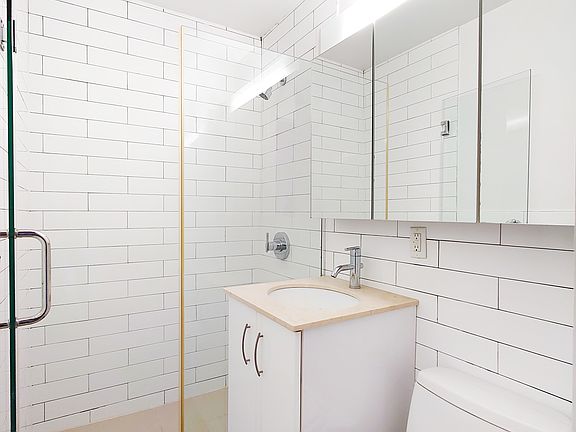 5th image of 120 E 4th St #1N