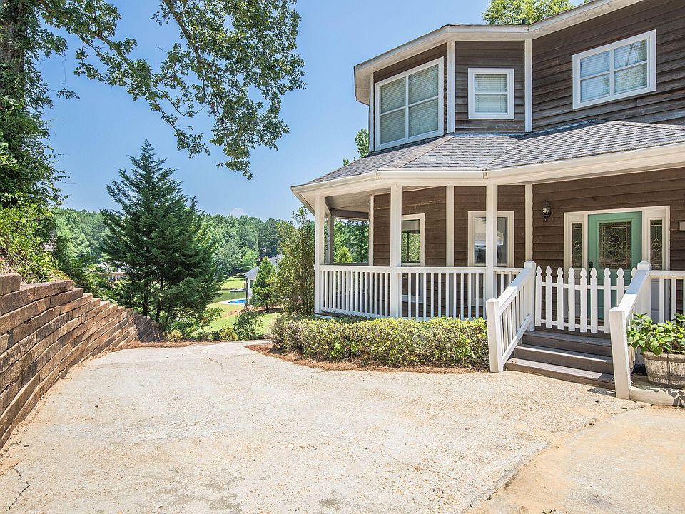 1st image of 110 Buena Vista Cir