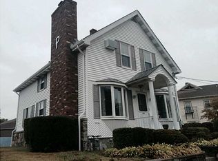 33 Williams St, Woonsocket, RI 02895