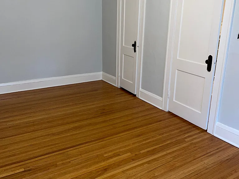 1506 Grand Apartments — Photo 12