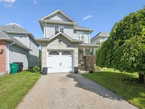 240 Hilltop Dr, North Dumfries, ON N0B 1E0