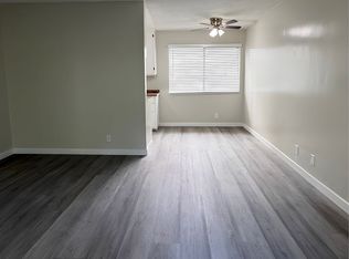 6809 Baird Ave #5A, Reseda, CA 91335